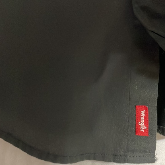 Wrangler Short Sleeve Button Up Shirt - Picture 3 of 4